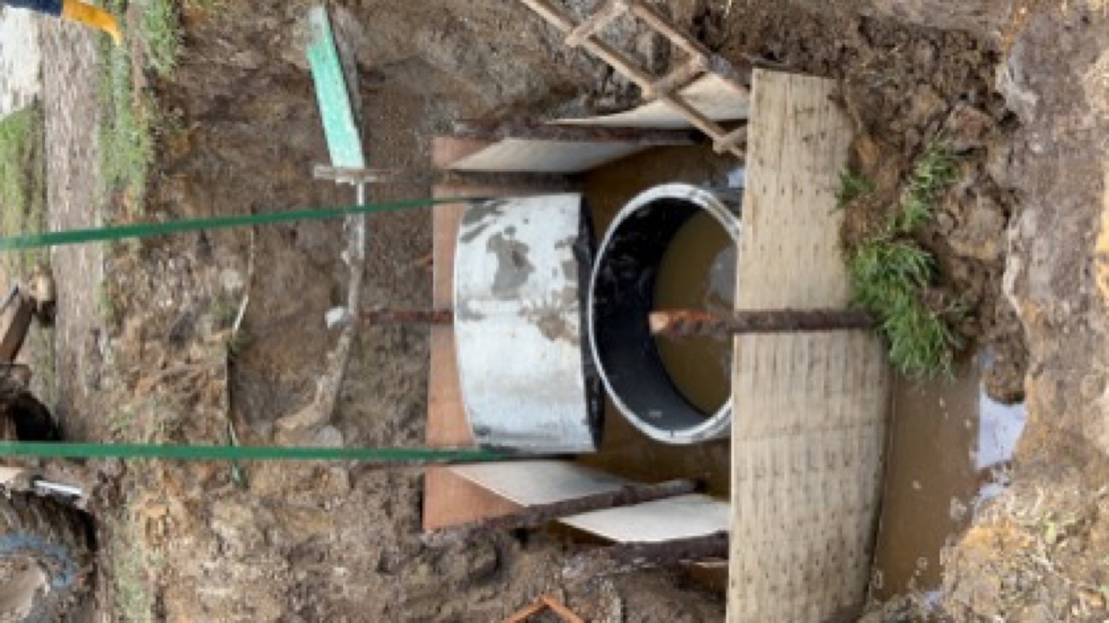 Sime Darby Pulau Carey sewerage line and utility works